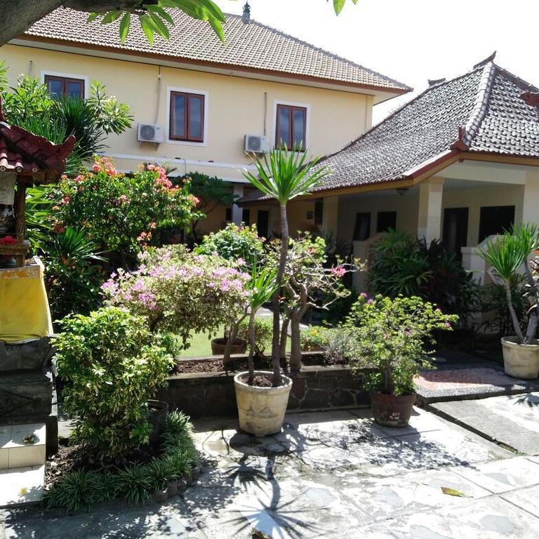 Hotel Grand Wijaya Singaraja Exterior foto