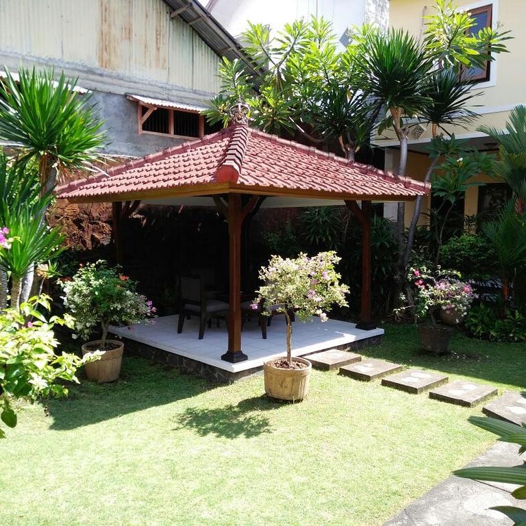 Hotel Grand Wijaya Singaraja Exterior foto