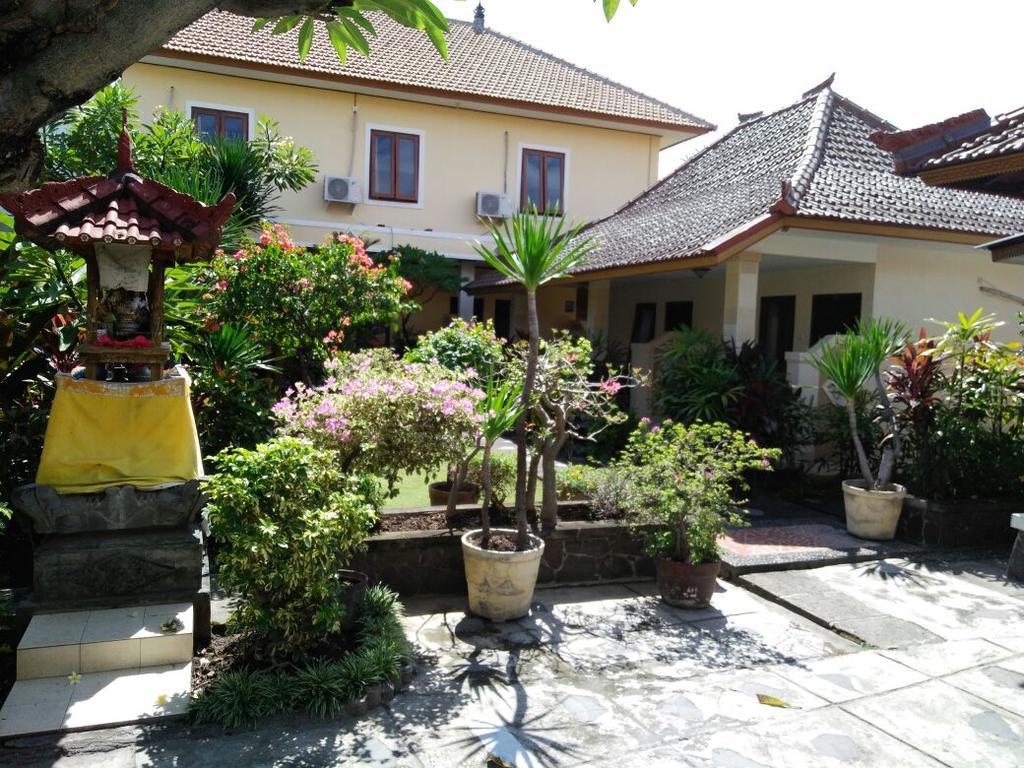 Hotel Grand Wijaya Singaraja Exterior foto