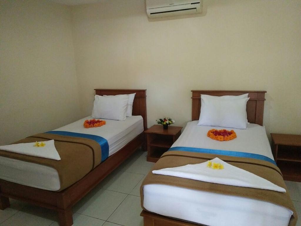 Hotel Grand Wijaya Singaraja Exterior foto