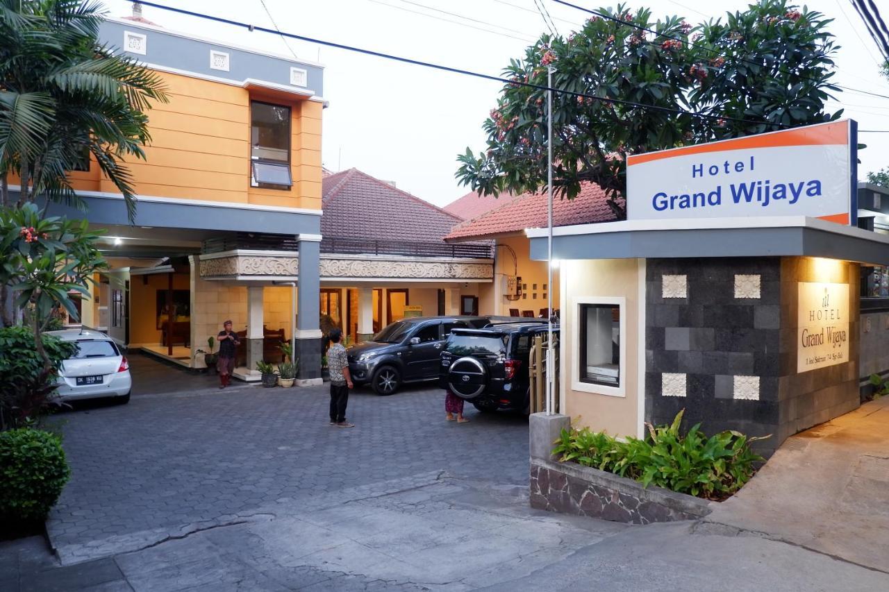Hotel Grand Wijaya Singaraja Exterior foto